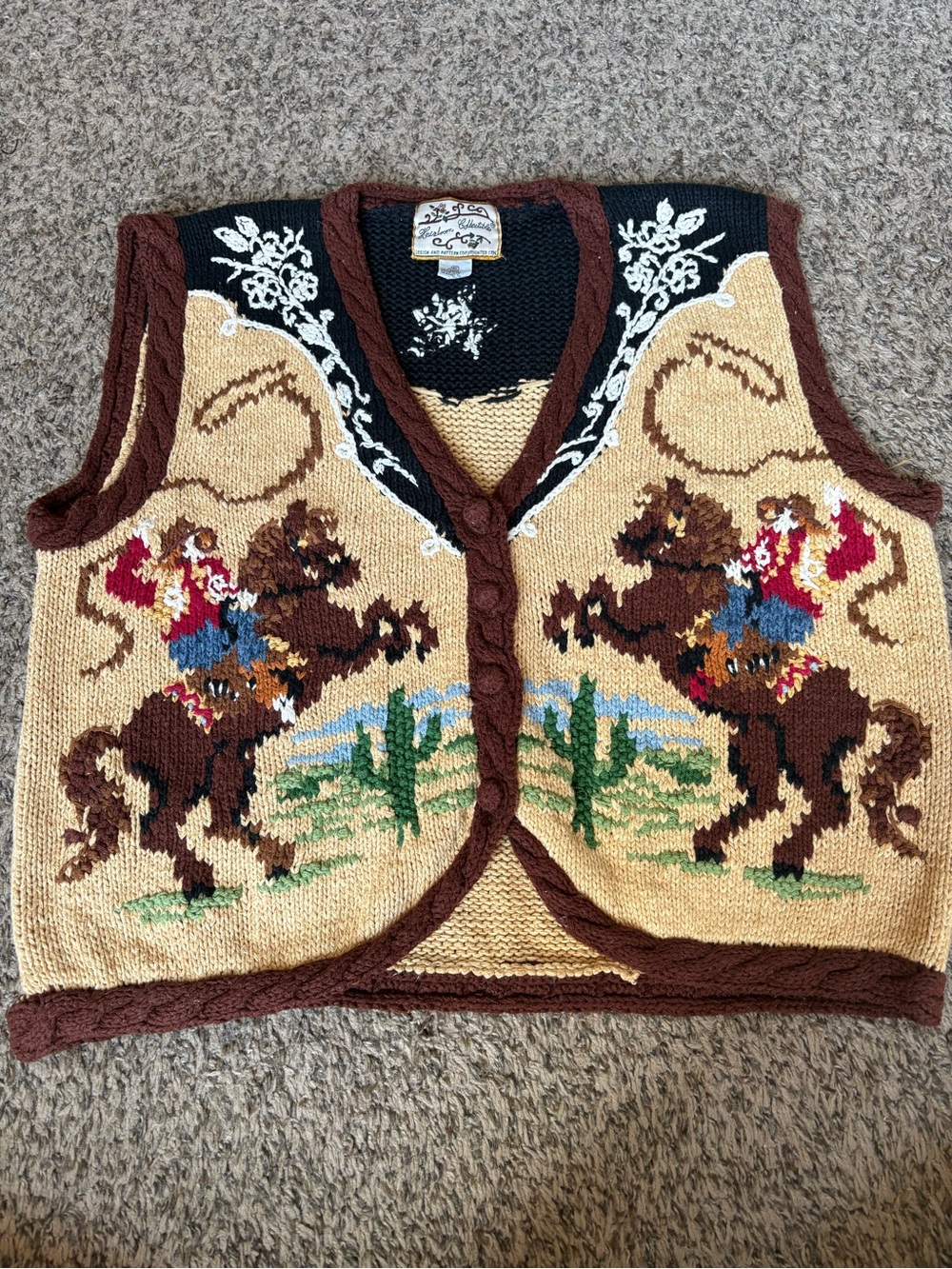 Heirloom Collectibles VTG Cowboy Motif Knit Vest in Tan and Brown